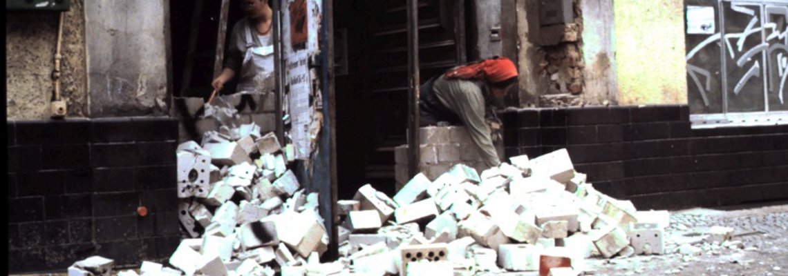 Bild mit alter Haus-Fassade