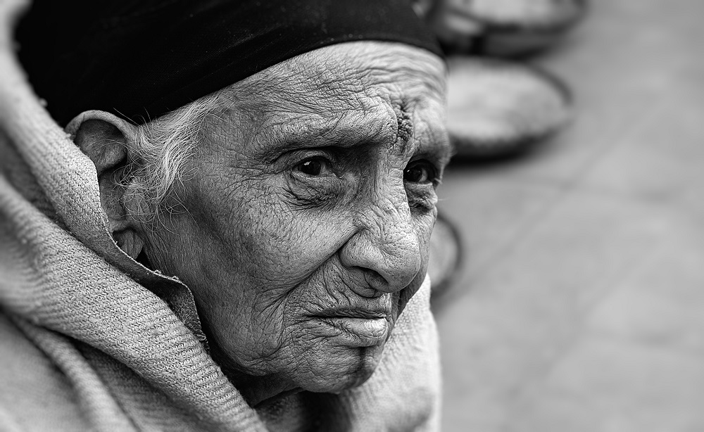 Portraitbild von einer alten Frau