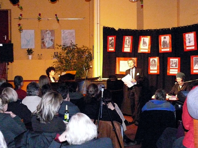 Bild der BEGiNE - Kabarett mit Kim Eustice, Greta Mörschel und Franziska Fischer - 2009