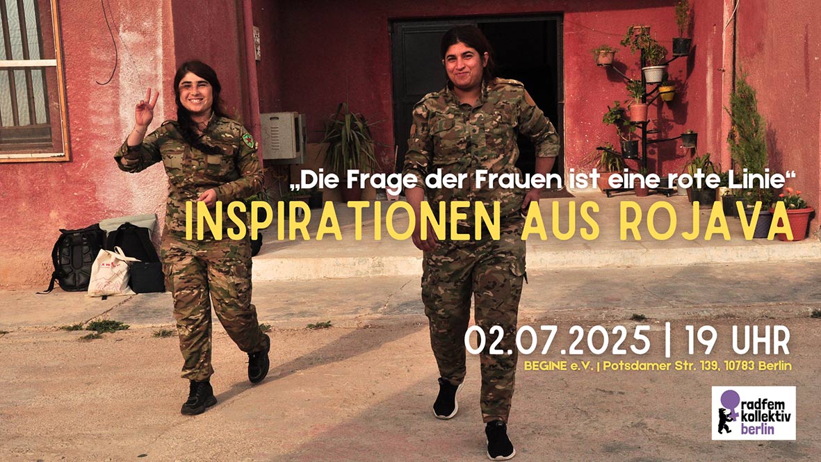 Foto mit zwei Frauen in Militärkleidung