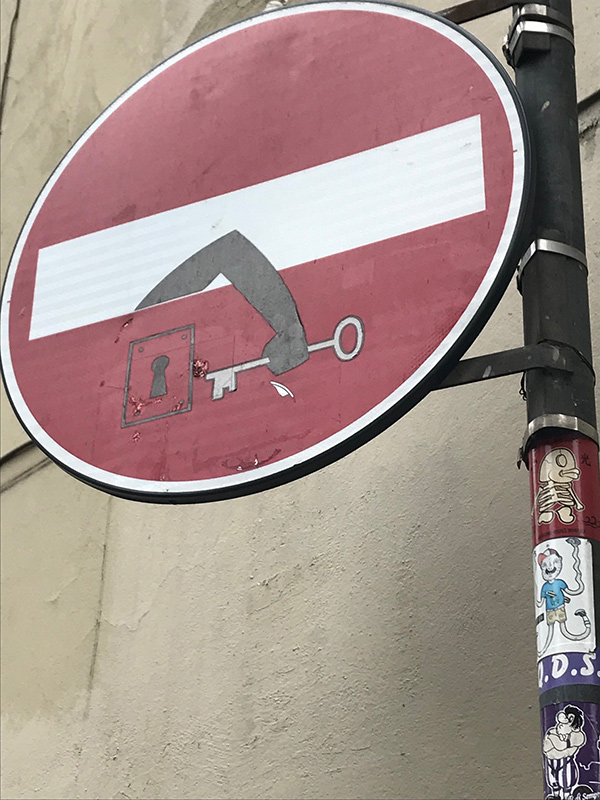 Bild eines Verkehrsschildes in Florenz